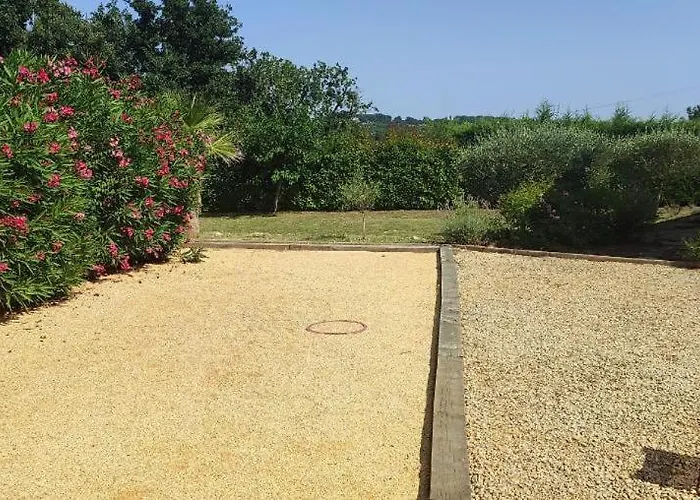 Villa Provencale Entre Cevennes Et Provence Avec Une Grande Piscine Et Un Terrain De Petanque